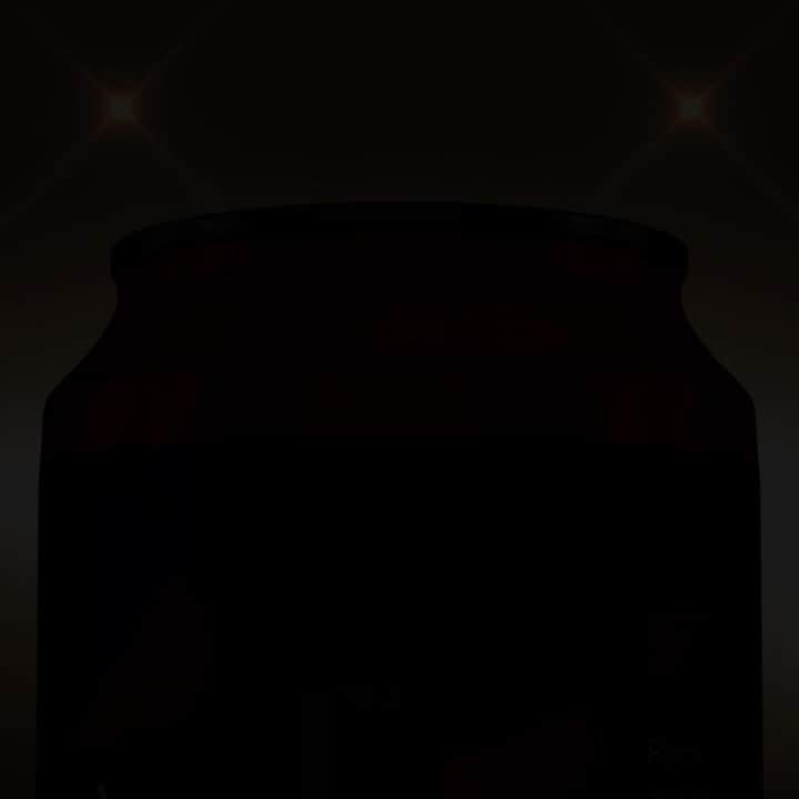 クリス・ドートリーのインスタグラム：「WE FINALLY HAVE OUR OWN BEER!!! 🍺 🍺🍺🍺🍺🍺 * * SEPTEMBER ALE , a collaboration with myself @daughtry and @rockbrothers is out now! It's delightfully crisp, light, with a tad of honey for a  slightly, but not all overwhelming, sweet crisp taste. This beer is great all year round and comes in a 5% ABV. The specialty 16oz can was designed by our very own @brian_craddock !  Get it now at www.daughtryofficial.com/beer #daughtry #chrisdaughtry  #septemberale #beer #rockbrothersbrewing #outnow #sweet #crisp #16oz」