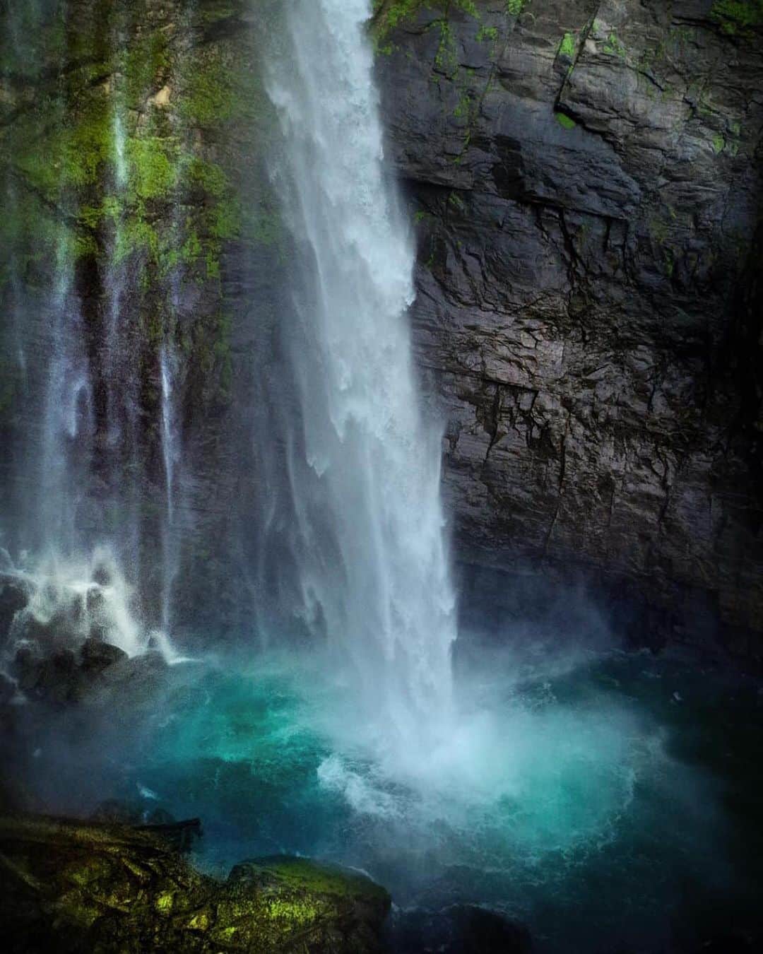 Ricoh Imagingのインスタグラム：「An absolutely gorgeous scene of Costa Rica captured by our #teampentax fan• @jose_costarica #pentaxk1」