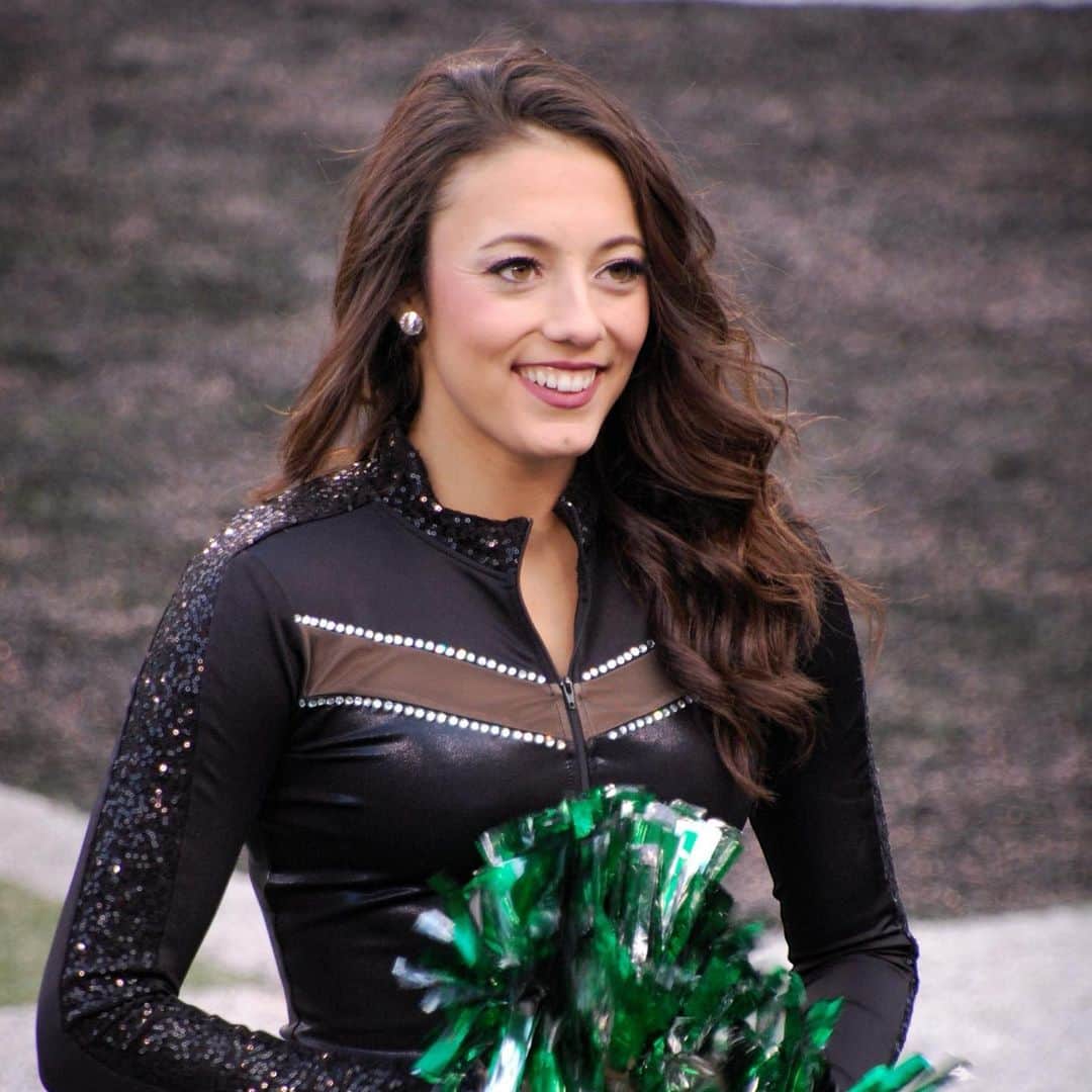 Jets Flight Crewのインスタグラム：「Thinking back to times on the turf. We hope to see you soon Jets Nation!」