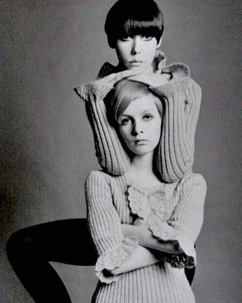 大森美希さんのインスタグラム写真 - (大森美希Instagram)「Today’s mood - Peggy Moffitt and Twiggy, 1960’s  #todaysmood #sixties #midsixties #peggymoffitt #twiggy #monochrome #fashion #fashionphoto #style #mode #model #1960sfashion #paris #parislife #今日のムード #60年代ファッション #ツイッギー #ペギーモフィット #モード #ファッション #スタイル #ファッションフォト #60年代スタイル #パリ生活 #パリ #60年代ヘアスタイル #モノクローム #モデル #ツイギー #トゥイギー」5月15日 9時42分 - mikiomori_