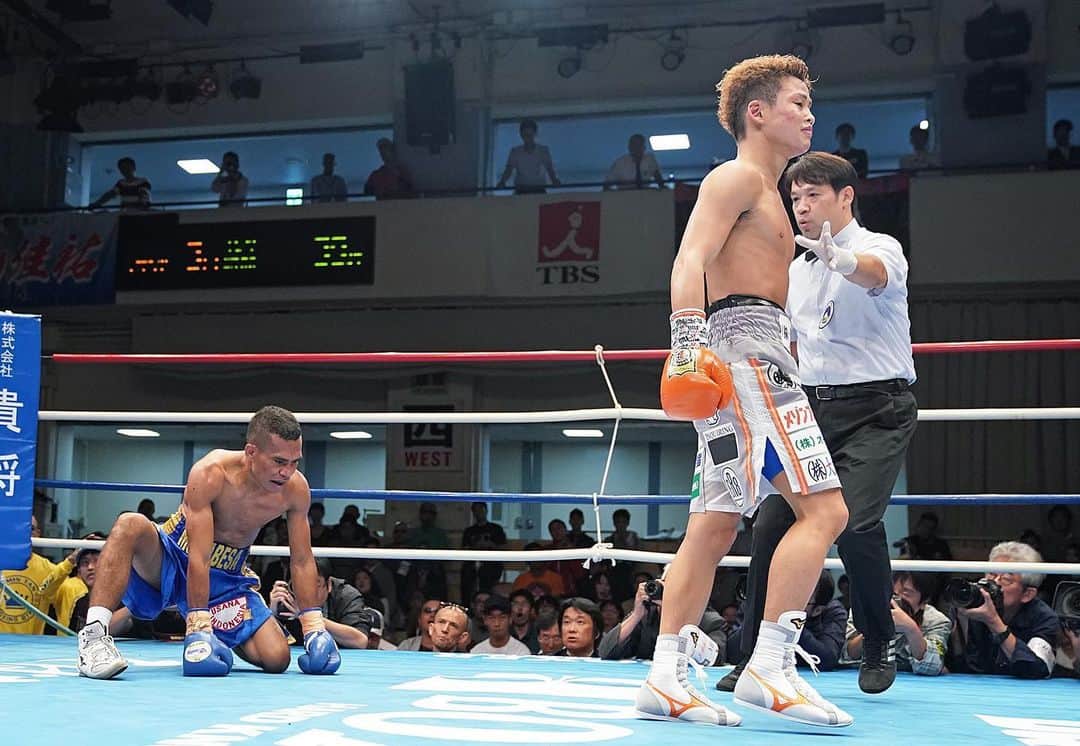京口紘人のインスタグラム：「. . . Fight photo . . bestshot . . 📷 @naobox2001 . . . #京口紘人 #hirotokyoguchi #boxing #今までの試合を画像で振り返る #naokifukuda」