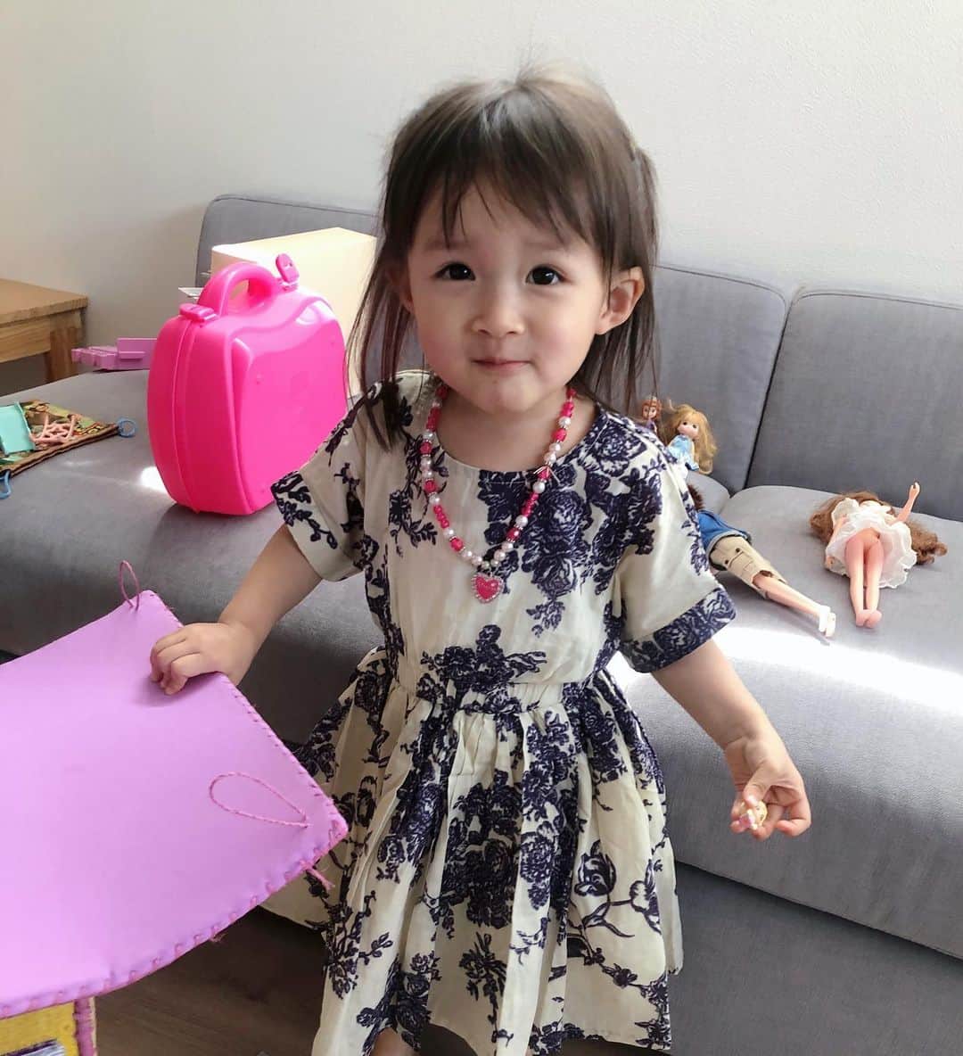 宇佐美蘭のインスタグラム：「5/18(月)の夜９時から放送の、日本テレビ「人生が変わる１分間の深イイ話」に出演しています！﻿ 定点カメラを設置して、ステイホーム中の我が家の様子を撮りました😎﻿ 他にも色々なご家庭の様子が観られるそうなので、今の時期をどんな風に過ごされているか、私も放送が楽しみです💕﻿ 是非ご覧ください🙋‍♀️✨﻿ #深イイ話#人生が変わる1分間の深イイ話#宇佐美蘭#宇佐美貴史」