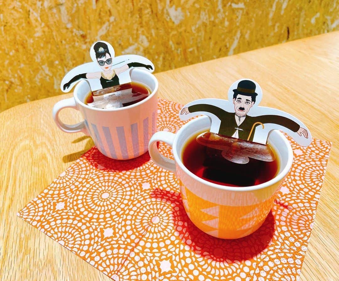 高樹リサさんのインスタグラム写真 - (高樹リサInstagram)「CAP OF FAME😄✨ 紅茶のいい香りって安らぐね🧘‍♀️」5月15日 13時12分 - lisalisa_takagi