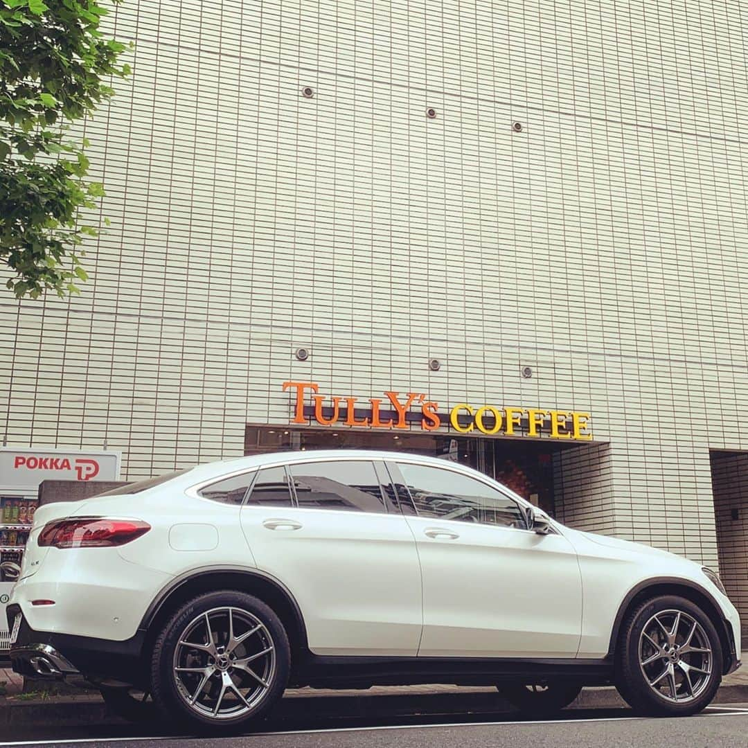 しんのすけさんのインスタグラム写真 - (しんのすけInstagram)「#しんのすけ #車検 #代車 #glc #coupé」5月15日 16時16分 - shinnosuke_burninghead