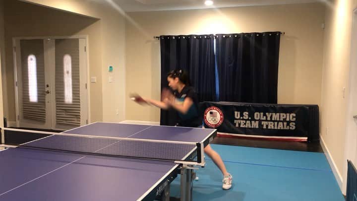 リリー・チャンのインスタグラム：「Whoa. Feels good to finally pick up a racket again. Also who else is genuinely surprised by the rents’ multiball skills @joolausa @joolaglobal @ittfworld」