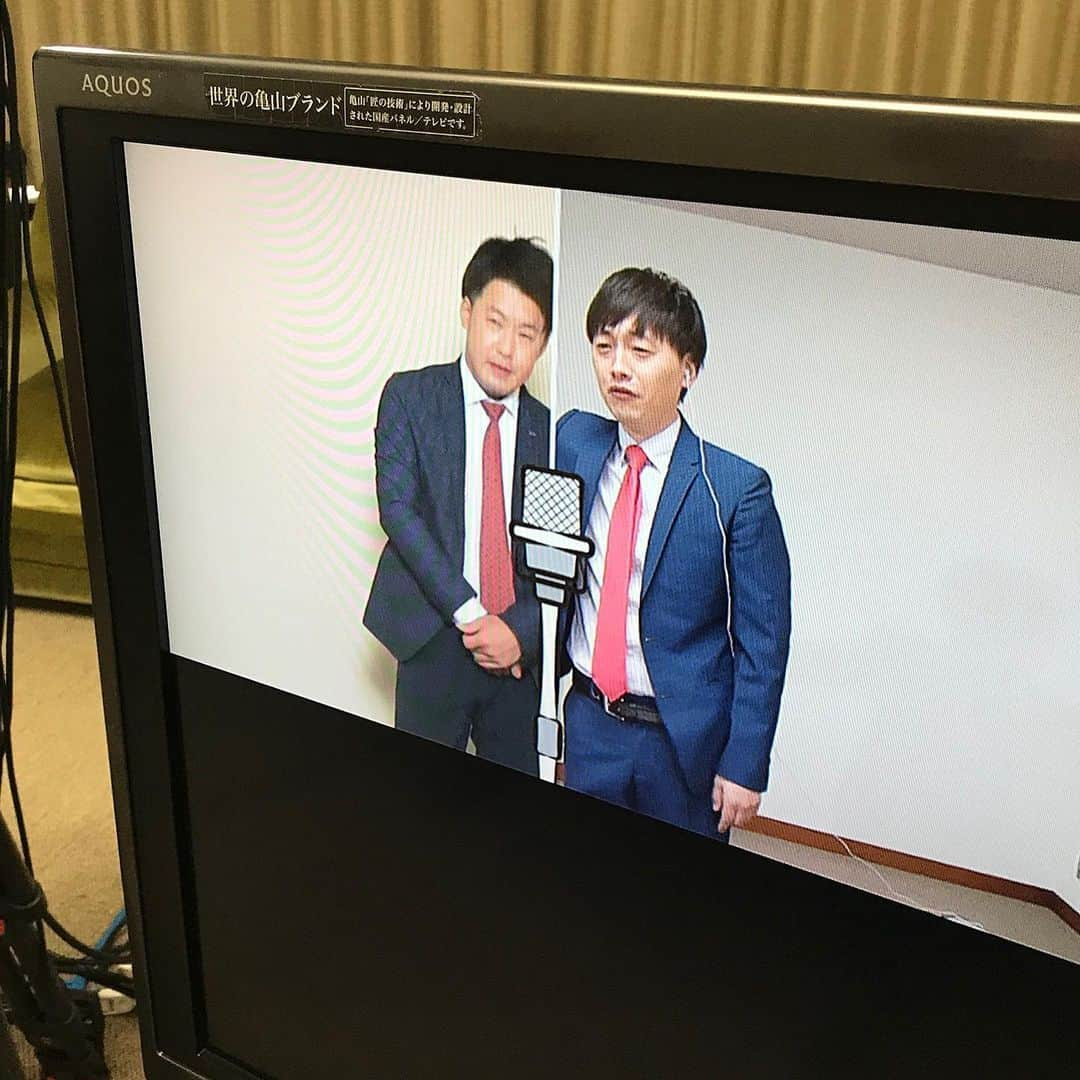 新山大さんのインスタグラム写真 - (新山大Instagram)「初めてのリモート漫才🎙 そのうち青森放送の深夜のRABドキュで放送されるみたいです。 やりづらかったわ〜笑 #青森放送 #RABドキュ #リモート漫才 #早く漫才旅再開したいなー」5月15日 18時37分 - dai_niiyama