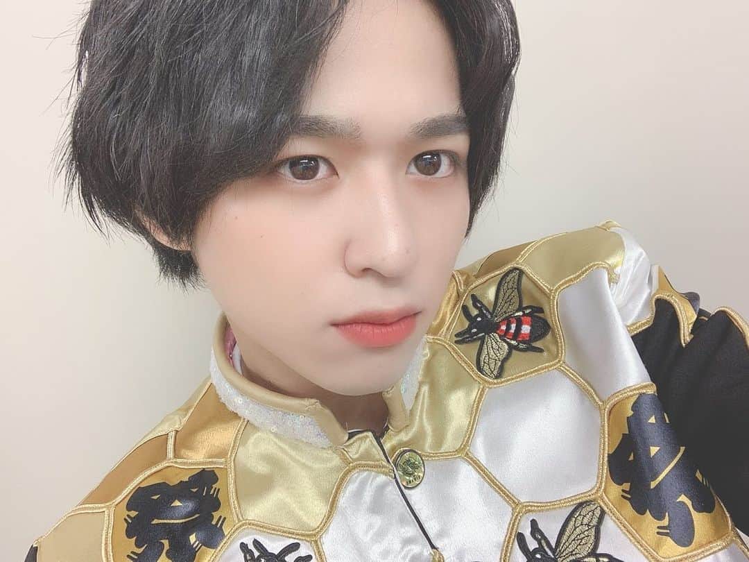 祭nine.のインスタグラム：「ﾋﾄｺﾏ。 . 2週に渡って✌️ 個人生配信を行わせていただきました🧸📡💓 . こういった状況の中でも みなさんとコミュニケーションが取れて嬉しかったです^ ^ メイク配信😉💄楽しかった! . おうち時間も祭nine.でいっぱい:) . #祭nine. #浦上拓也 #まつリモート #stayhome #明日は生電話だネ😛」