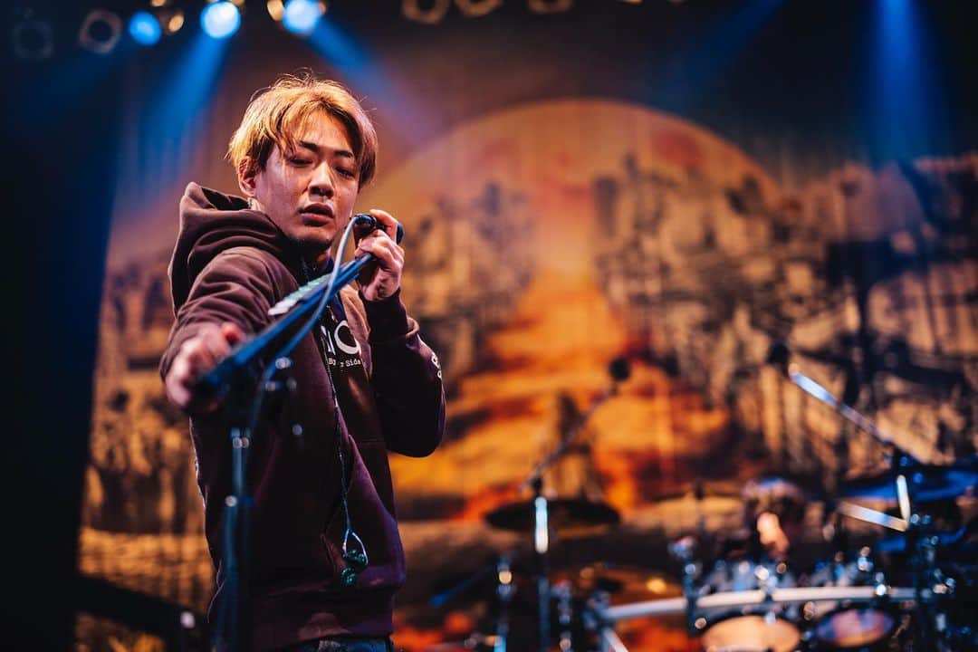 Nothing’s Carved In Stoneさんのインスタグラム写真 - (Nothing’s Carved In StoneInstagram)「【未公開ツアー写真】﻿ ﻿ “By Your Side Tour 2019-20” ﻿ 2020.1.17 at Zepp Nagoya ②﻿ ﻿ Photo by @nishimakitaichi﻿ ﻿ #nothingscarvedinstone #ナッシングス #ncis #silversunrecords #byyourside」5月15日 20時00分 - nothingscarvedinstone