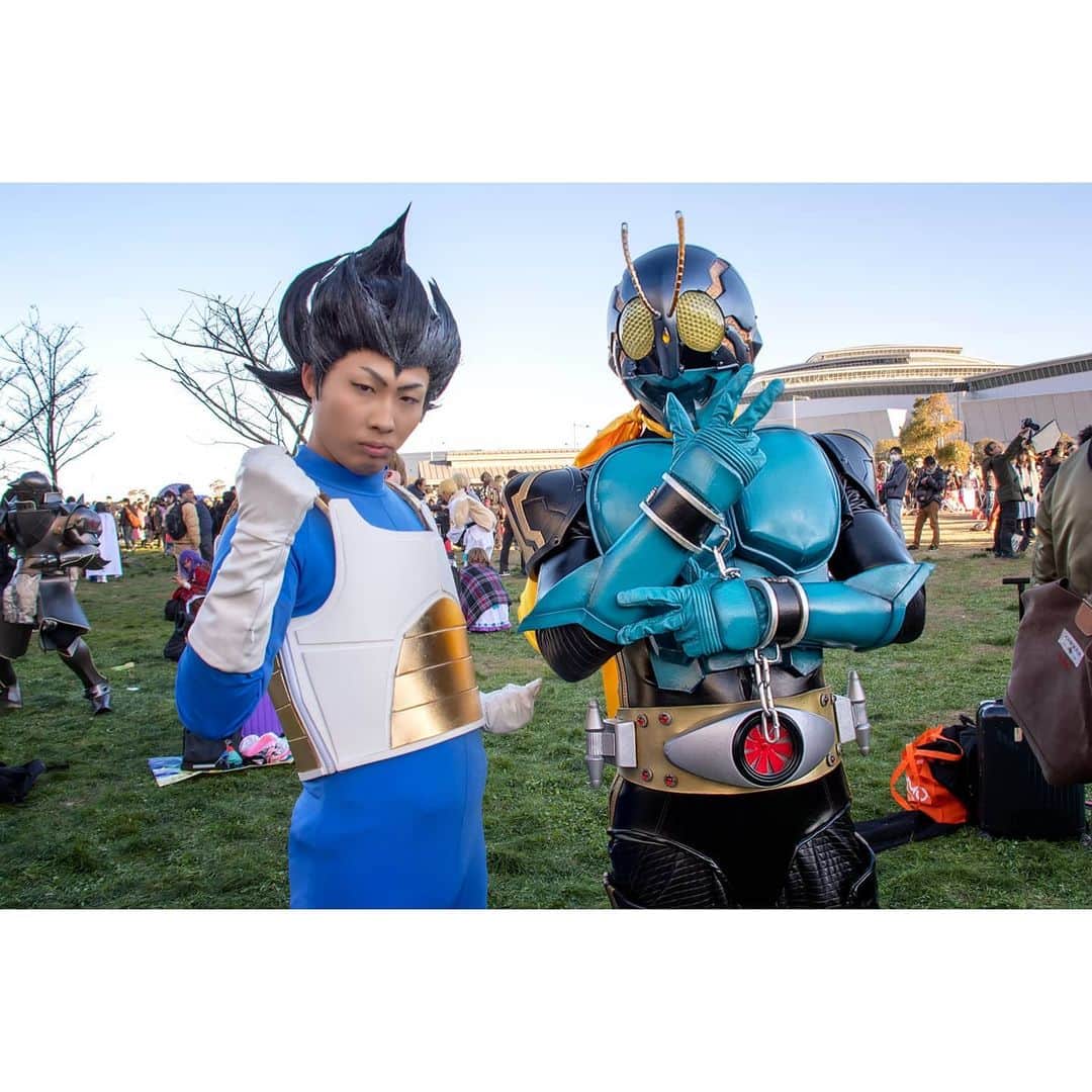 永崎遼のインスタグラム：「Thank you for your time😆 Makasih yah sudah menonton👍 . サイヤ人の王子、ベジータ様✨ . 宿敵というか良きライバルポジションのキャラって何かイイよね🎉 . Vegeta&sangou✨ . Prince Vegeta is my favorite character in Dragon Ball😄 . #ドラゴンボール #ベジータ  #dragonball  #dragonballcosplay #dragonballcosplayer #仮面ライダー3号 #コスプレ #cosplay #cosplayer #kamenrider #kamenridercosplay #kamenridercosplayer #maskedrider #maskedridercosplay #maskedridercosplayer #toku #tokucosplay #tokusatsu #tokusatsucosplay #ガワコス #ミッチー #コミケ #仮面ライダー #仮面ライダーコスプレ #コミケコスプレ #ドラゴンボールコスプレ #特撮 #特撮コスプレ #vegetacosplay」