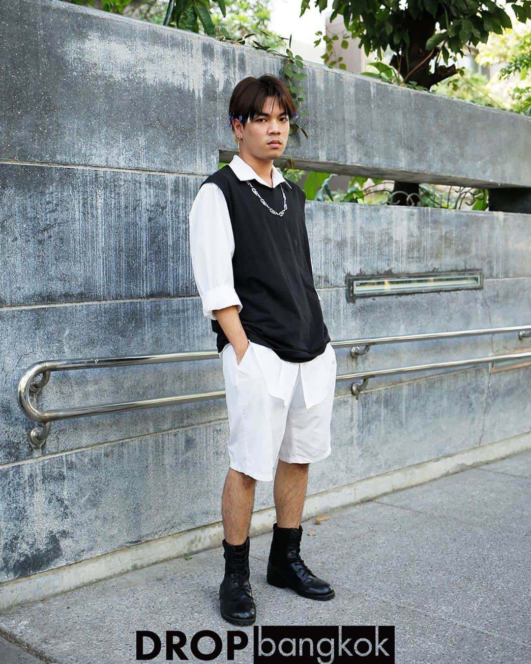 Droptokyoさんのインスタグラム写真 - (DroptokyoInstagram)「BANGKOK STREET STYLE #🇹🇭#bangkok #streetstyle#droptokyo#bangkok#thailand#streetscene#streetfashion#streetwear#streetculture#fashion#bangkokfashion#portrait#snap #แฟชั่น#ตะครุบ#การถ่ายภาพ#ポートレート#タイ#バンコク Photography: @abeasamidesu」5月15日 21時04分 - drop_tokyo