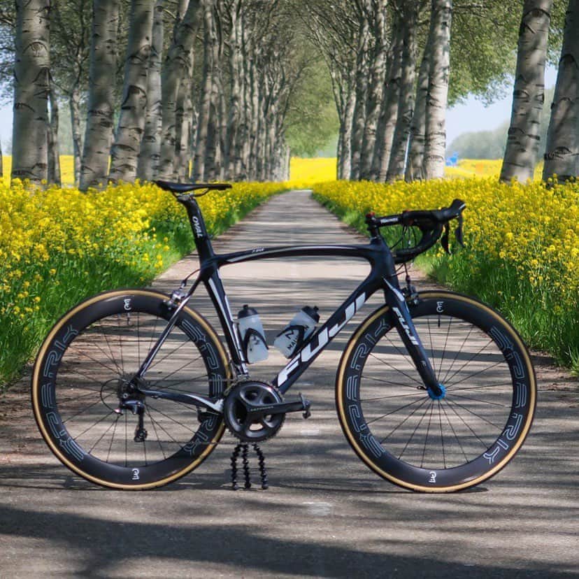 Fuji Bikesさんのインスタグラム写真 - (Fuji BikesInstagram)「@jasperverkuijl found this Fuji SST online and revamped it in to a total race machine! See how he did it at the link in our bio! #newbikeday #fujibikes #upgrades」5月15日 22時55分 - fujibikes