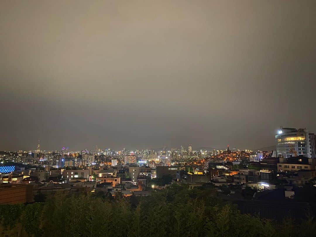 SOLさんのインスタグラム写真 - (SOLInstagram)「Another Nightscape 🌃」5月15日 23時24分 - __youngbae__