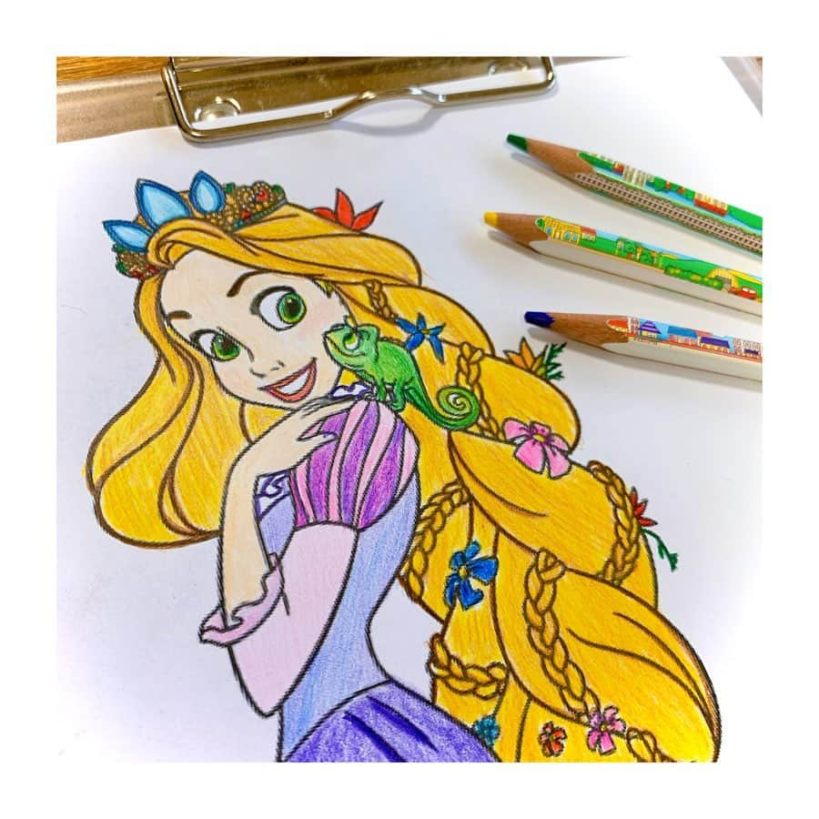 坂元葉月さんのインスタグラム写真 - (坂元葉月Instagram)「Rapunzel.﻿ ﻿ #ラプンツェル #ディズニー #ディズニープリンセス #塗り絵 #ぬりえ #rapunzel #tangled﻿ #disney #princess #disneyprincess #おうち時間」5月15日 23時32分 - wasuta_hazuki_sakamoto