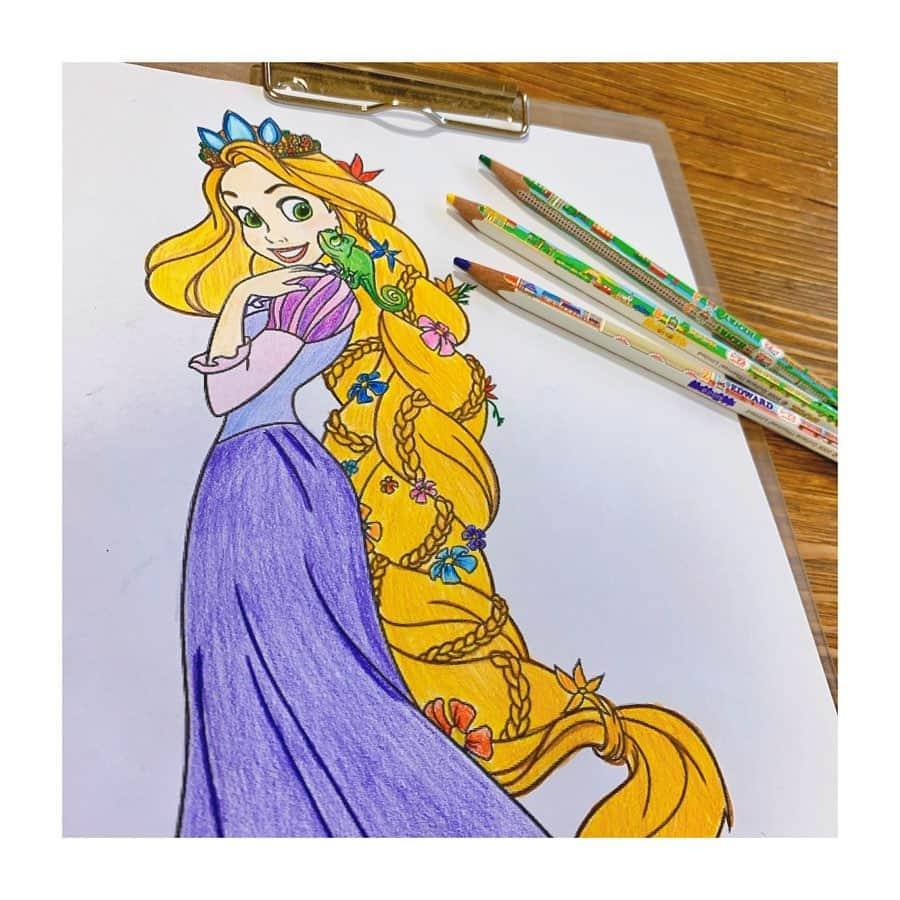 坂元葉月さんのインスタグラム写真 - (坂元葉月Instagram)「Rapunzel.﻿ ﻿ #ラプンツェル #ディズニー #ディズニープリンセス #塗り絵 #ぬりえ #rapunzel #tangled﻿ #disney #princess #disneyprincess #おうち時間」5月15日 23時32分 - wasuta_hazuki_sakamoto