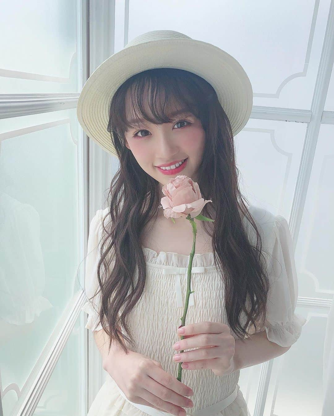 音嶋莉沙さんのインスタグラム写真 - (音嶋莉沙Instagram)「🎀Girly spring collection vol.5🎀﻿ ﻿ 本日、公式通販サイトAilandにて﻿ webカタログが公開されました🧸﻿ 今回もモデルをさせていただきました✨﻿ ありがたいです😢﻿ ﻿ Twitterのコメントなどでも沢山の言葉ありがとうございます♡ 本当に嬉しいです🙈﻿ ﻿ 女の子の可愛いが詰まったお洋服で全部欲しくなるくらい本当に可愛いの🍬🍓﻿ ﻿ 可愛いお洋服を着るとテンション上がるよね❤︎﻿ 早く可愛いお洋服を着てお出かけしたいなぁ〜﻿ ﻿ みなさんも是非お揃いにしよっ🐰﻿ ﻿ また写真載せるから待っててね♡﻿ ﻿ ﻿ ﻿ ﻿ #Ankrouge ﻿ #アンクルージュ」5月15日 23時42分 - otoshima_risa