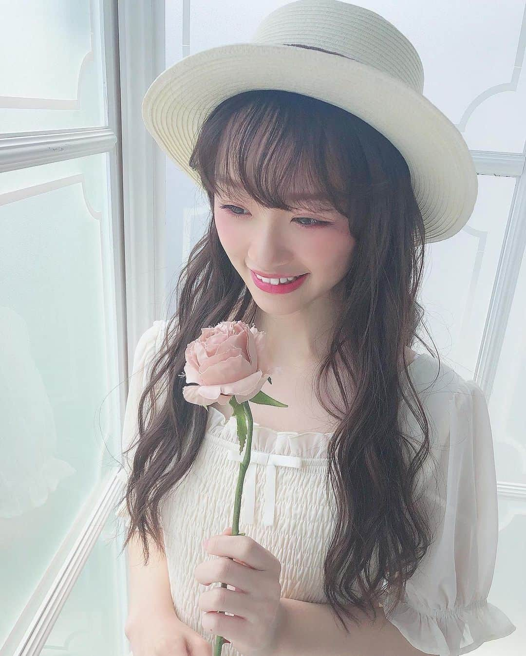 音嶋莉沙さんのインスタグラム写真 - (音嶋莉沙Instagram)「🎀Girly spring collection vol.5🎀﻿ ﻿ 本日、公式通販サイトAilandにて﻿ webカタログが公開されました🧸﻿ 今回もモデルをさせていただきました✨﻿ ありがたいです😢﻿ ﻿ Twitterのコメントなどでも沢山の言葉ありがとうございます♡ 本当に嬉しいです🙈﻿ ﻿ 女の子の可愛いが詰まったお洋服で全部欲しくなるくらい本当に可愛いの🍬🍓﻿ ﻿ 可愛いお洋服を着るとテンション上がるよね❤︎﻿ 早く可愛いお洋服を着てお出かけしたいなぁ〜﻿ ﻿ みなさんも是非お揃いにしよっ🐰﻿ ﻿ また写真載せるから待っててね♡﻿ ﻿ ﻿ ﻿ ﻿ #Ankrouge ﻿ #アンクルージュ」5月15日 23時42分 - otoshima_risa