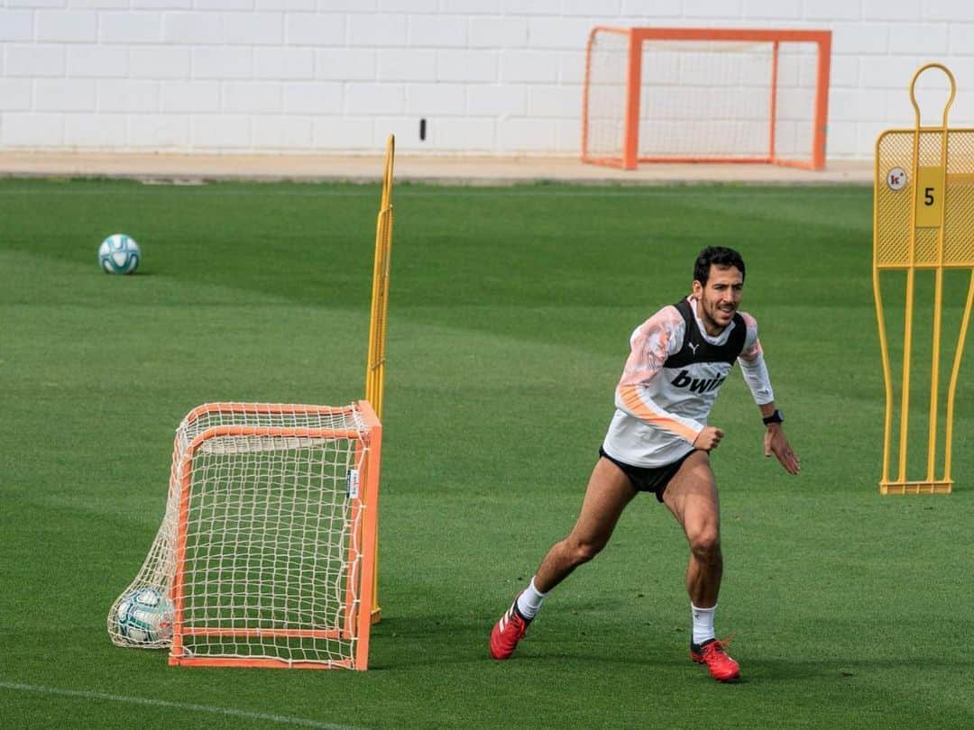 ダニエル・パレホさんのインスタグラム写真 - (ダニエル・パレホInstagram)「🏃‍♂️ ⚽️ 🎯」5月15日 23時56分 - dani_parejo10