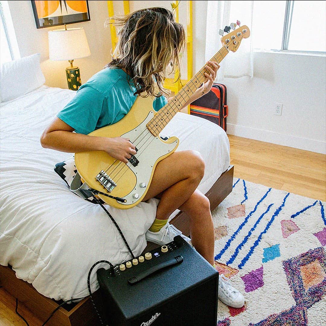 Fender Guitarさんのインスタグラム写真 - (Fender GuitarInstagram)「If the rhythm section is your calling, you’ve come to the right place. Check out our bass bundles in the bio link, make the drummer your new BFF and you’ll be driving the band in no time.」5月16日 1時13分 - fender