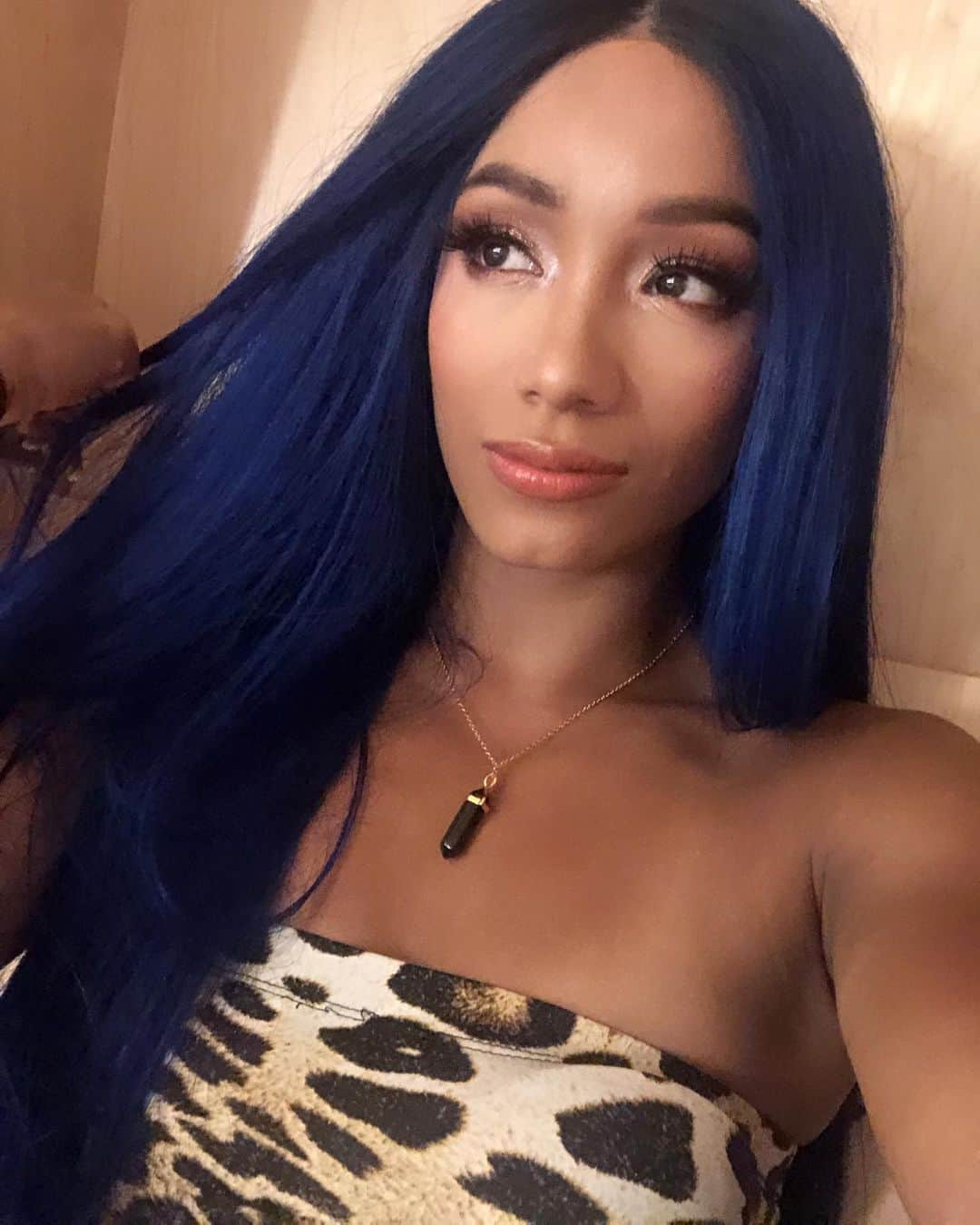 サシャ・バンクスさんのインスタグラム写真 - (サシャ・バンクスInstagram)「I know, you know #smackdown #legitboss #iwanttoplayagame」5月16日 11時23分 - themercedesvarnado