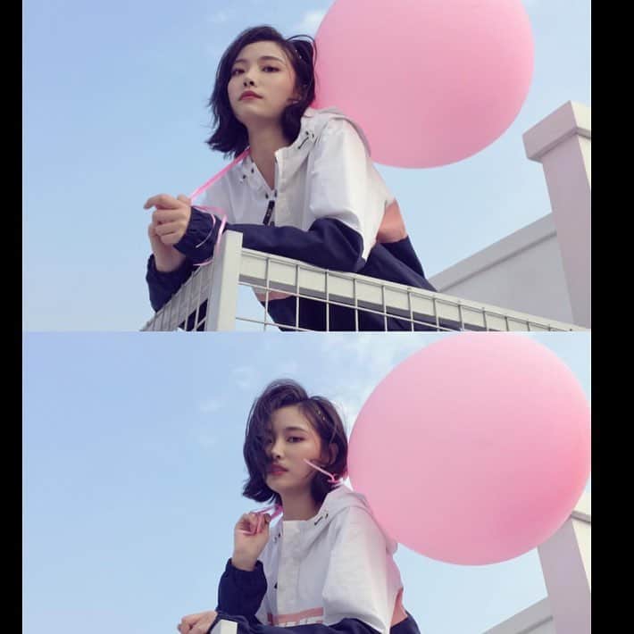シュー・ジャーチー（Xu Jiaqi）のインスタグラム：「Balloon 🎈」