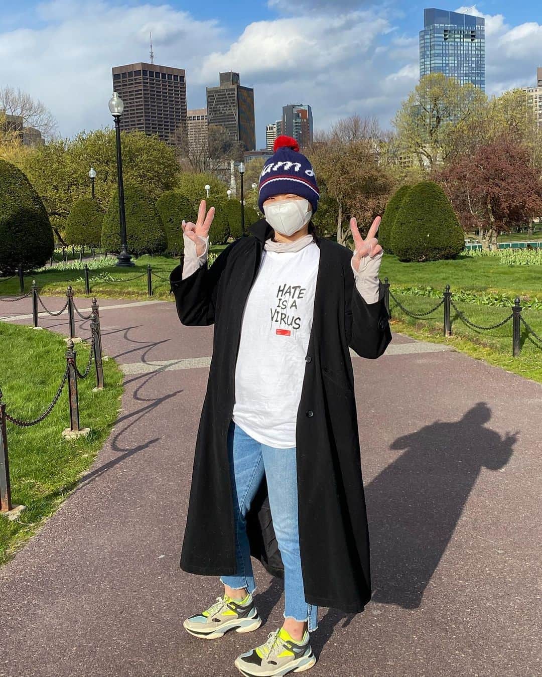 長洲未来のインスタグラム：「I’ve been following @nextshark and seeing some great articles that invoke good and bad emotions. Something that’s super relatable is the clip from @steveaoki ‘s @netflix documentary “I’ll Sleep When I’m Dead” where he talks about his mom telling him to shrug things off and stay out of trouble. This is something my parents always told me, particularly in 2014, if you know what I mean. I also remember meeting an ex-boyfriend’s grandparents and being told that I was pretty for an Asian and wondering if that was meant to be a compliment. Also, meeting his parents and jokingly being greeted in Chinese and having to explain to them that I wasn’t Chinese and that I was a different type of “Asian.” • Growing up with immigrant parents but representing @teamusa I always wondered what that really meant, so I’m really proud that I’ve found a group of people with whom I really relate to. Since May is Asian and Pacific Islander American Heritage Month, I’m hoping to highlight different groups who are doing so much for our community. • Today, I want to highlight @hateisavirus_ who helped me really bring my parent’s story to video format. Make sure you sign up for their virtual rally or buy a shirt because the proceeds go towards supporting small businesses. • Fun fact: I also skated with one of the founders when I was younger, so seeing my peers doing cool things makes me so proud. Here’s to you @mkhanabusa founder of @weareuprisers__ and @hateisavirus_ for making me proud to be Japanese American. 🇺🇸♥️🇯🇵」