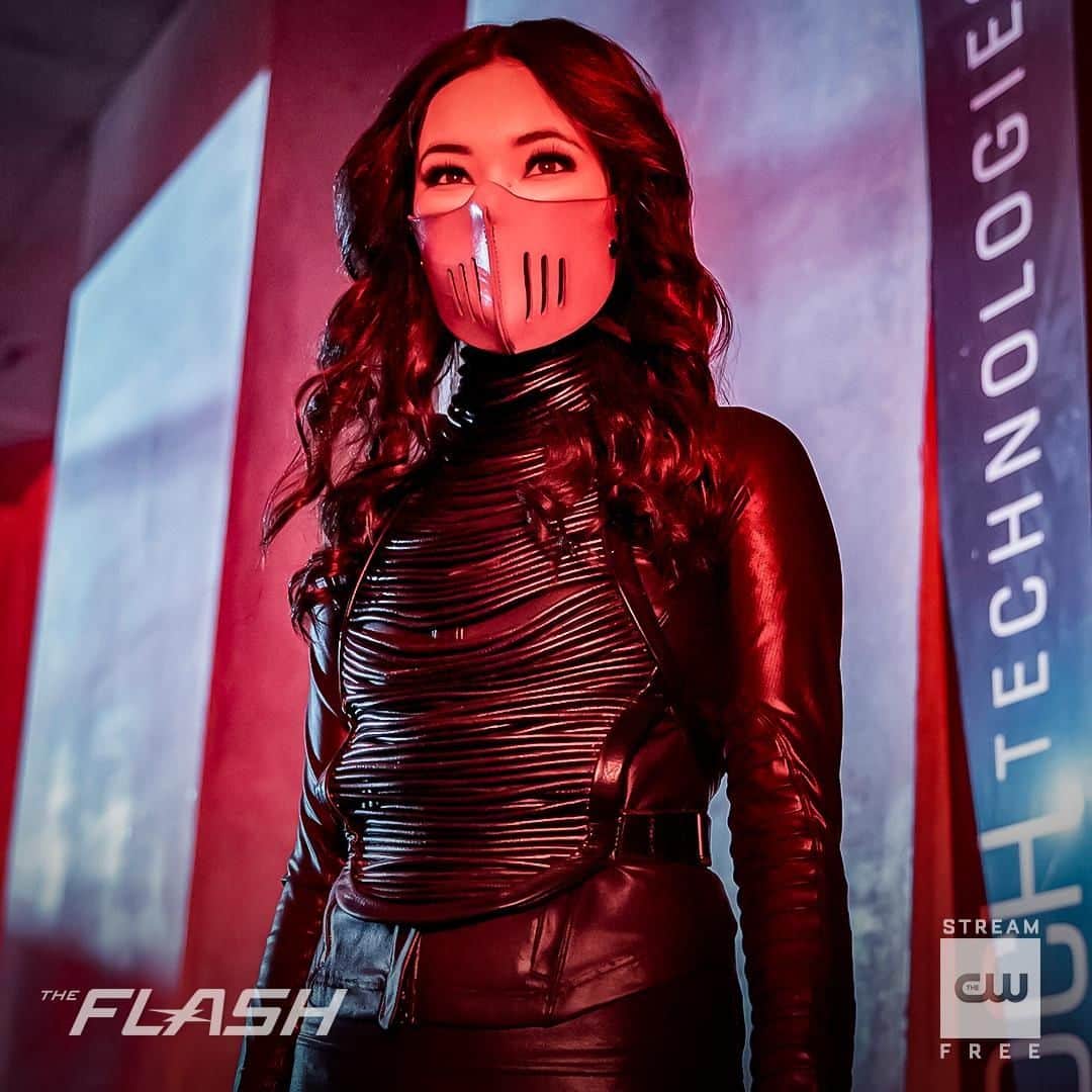 The Flashさんのインスタグラム写真 - (The FlashInstagram)「Fighting until the end. Stream the season finale free only on The CW, link in bio. #TheFlash」5月16日 7時00分 - cwtheflash