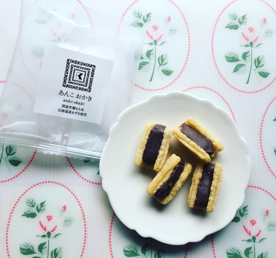 小橋めぐみのインスタグラム：「あんこバターとか あんこおかきに弱いです。 #kinokuniya」