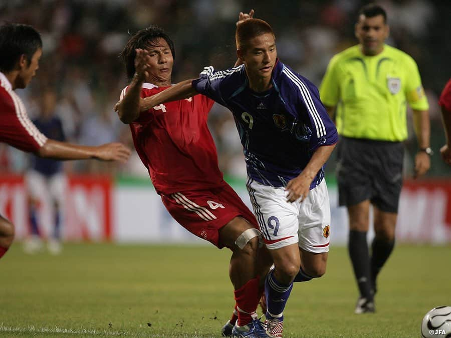 日本サッカー協会さんのインスタグラム写真 - (日本サッカー協会Instagram)「【#OnThisDay】2007.5.16🔙 ・ アジア男子サッカー2008 2次予選（北京オリンピック2008 2次予選） #U22日本代表 4-0 U-22香港代表 📍Hong Kong Stadium ⚽#李忠成 #平山相太 #本田圭佑 #水野晃樹 ・ 本田選手による無回転でのFKの一撃など、香港に快勝。グループリーグ首位突破を確定させた。 ・ #西川周作 #伊野波雅彦 #細貝萌 #青山直晃 #本田拓也 #水野晃樹 ⇒65' #菅沼実 #梶山陽平 #家長昭博 #本田圭佑　⇒69' #増田誓志 #平山相太 ⇒76' #カレンロバート #李忠成 ・ #jfa #daihyo」5月16日 9時37分 - japanfootballassociation