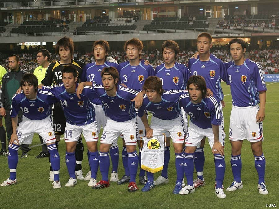 日本サッカー協会さんのインスタグラム写真 - (日本サッカー協会Instagram)「【#OnThisDay】2007.5.16🔙 ・ アジア男子サッカー2008 2次予選（北京オリンピック2008 2次予選） #U22日本代表 4-0 U-22香港代表 📍Hong Kong Stadium ⚽#李忠成 #平山相太 #本田圭佑 #水野晃樹 ・ 本田選手による無回転でのFKの一撃など、香港に快勝。グループリーグ首位突破を確定させた。 ・ #西川周作 #伊野波雅彦 #細貝萌 #青山直晃 #本田拓也 #水野晃樹 ⇒65' #菅沼実 #梶山陽平 #家長昭博 #本田圭佑　⇒69' #増田誓志 #平山相太 ⇒76' #カレンロバート #李忠成 ・ #jfa #daihyo」5月16日 9時37分 - japanfootballassociation