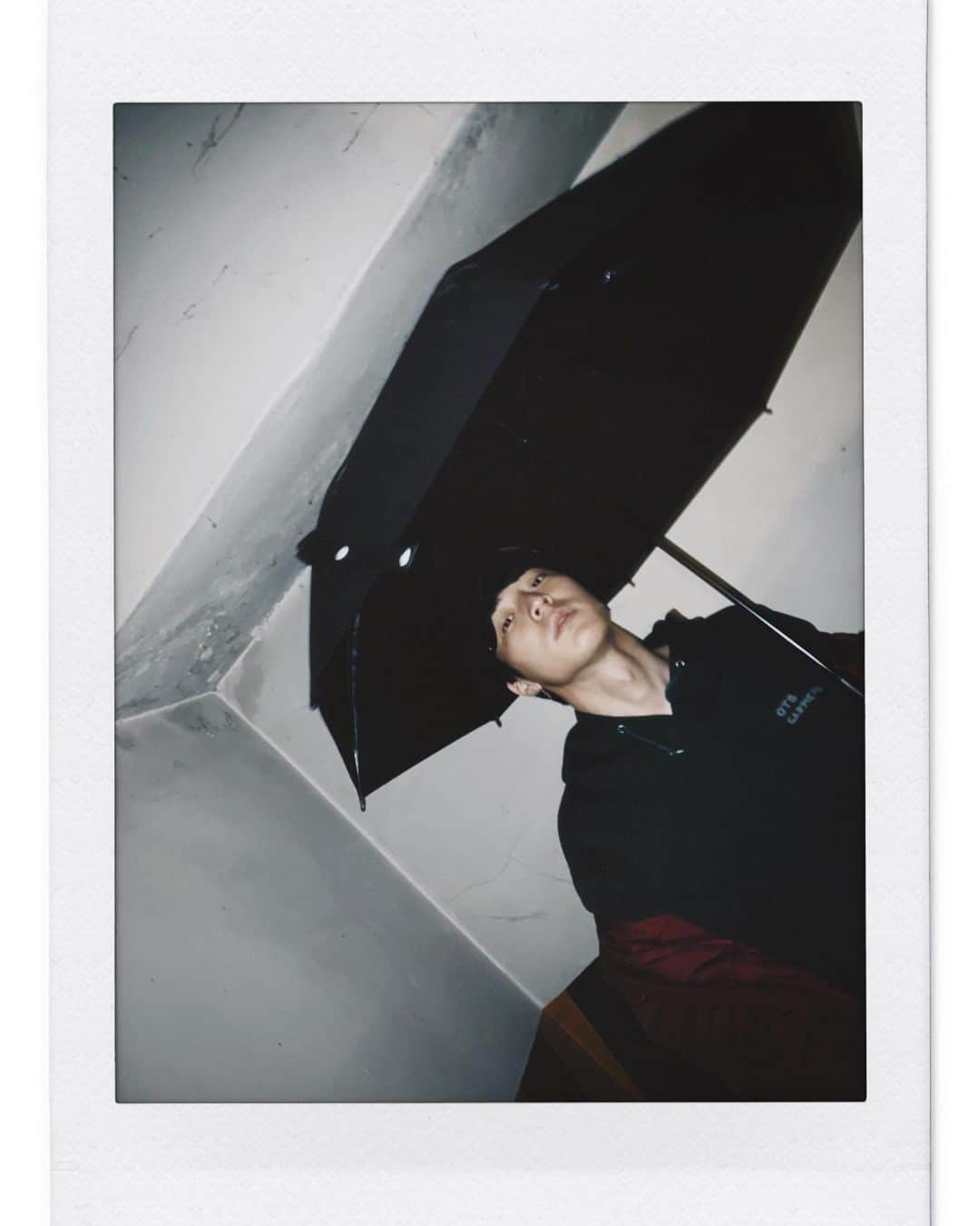 Jun Sung Ahnさんのインスタグラム写真 - (Jun Sung AhnInstagram)「It needs to stop raining thank you very much 🤗」5月16日 9時44分 - juncurryahn
