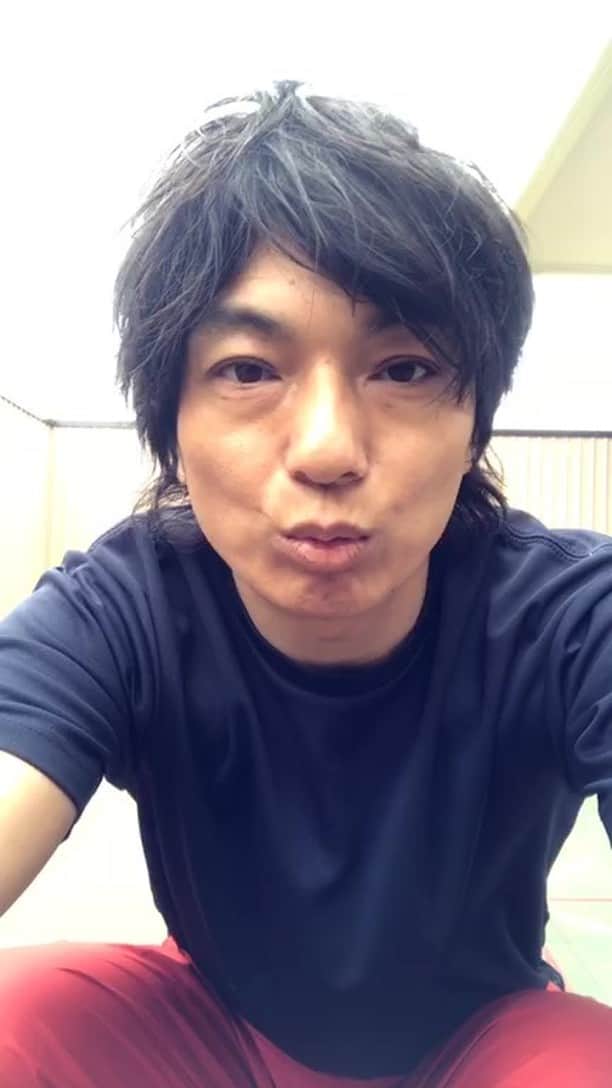 吉田ヒトシのインスタグラム：「毎週土日10:00 朝活ストレッチ体操 みんなで習慣化を目指そう。  #習慣化 #諦めない  #おうちで過ごそう  #吉田ヒトシ #モデル講師 #キッズモデル #ジュニアモデル #モデルレッスン #おうちでレッスン #モデル #美祐学園 #ワタナベ #アイリンク #ボナプロ #国際芸術学園 #日本芸術学園 #tua #studioerika #御殿場 #OfficeYOSHIDA #view #中高教員免許 #美術 #学芸員 #モデルマスター #aic #代コレ #ブラフェス」