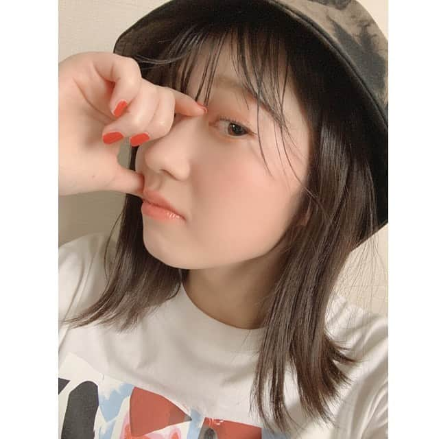 山岸理子さんのインスタグラム写真 - (山岸理子Instagram)「あれ…？ナニコレ…？おかしいな。 どうしてカッコよく撮れないんだ？🙄 #tsubaki_factory #山岸理子 #インスタ初心者 #かっこつけたけど #だめだった件 #なんか大喜利できそう #笑ゥせぇるすまん #ここからここまでの長さ何センチ ？ #古畑任三郎じゃないよ  #みんなも #思いついたら #やってみてね」5月16日 10時22分 - riko_yamagishi.official