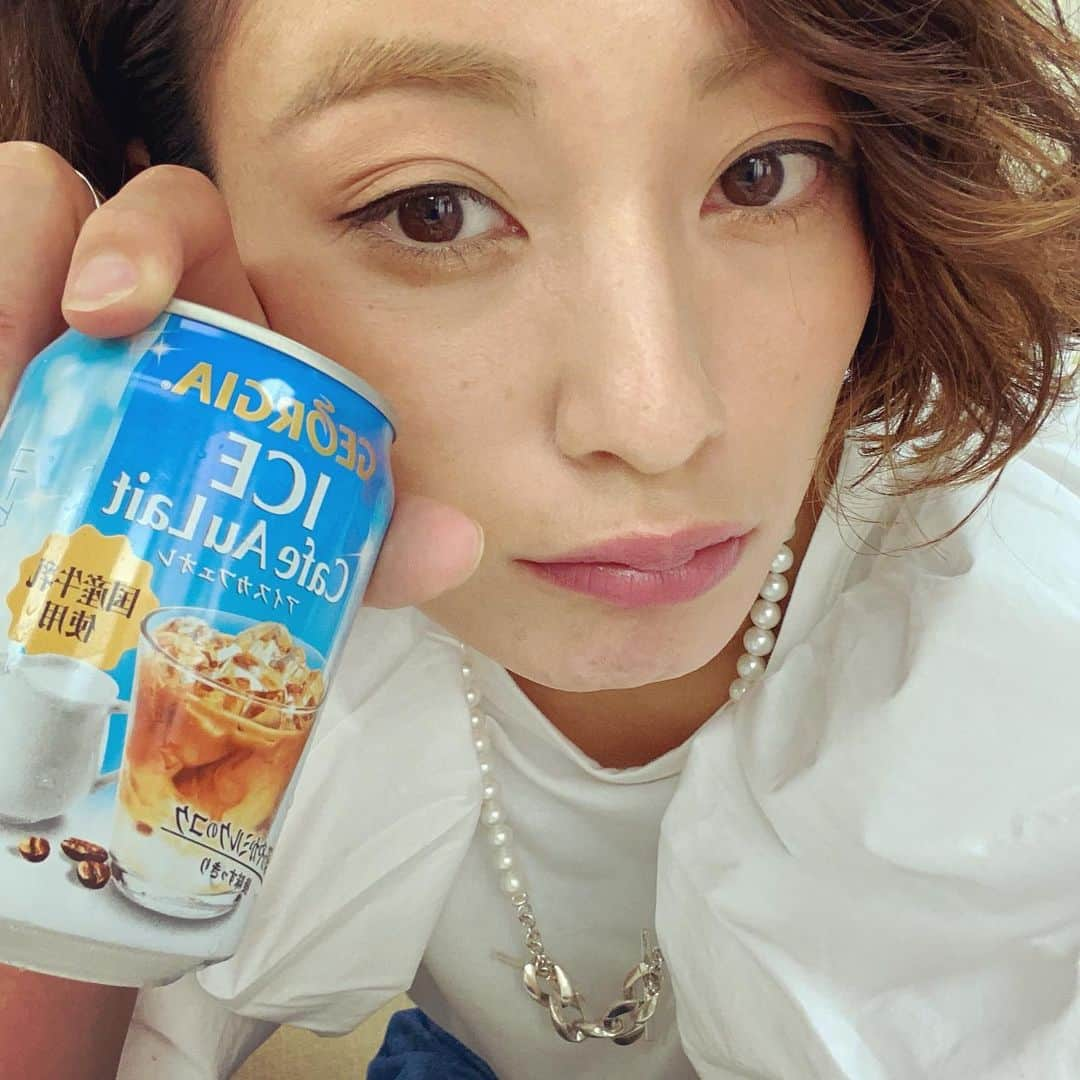 西山茉希さんのインスタグラム写真 - (西山茉希Instagram)「作ってよかったと、 思わせてくれる人がいるから続くこと。  #西山食堂 #店主にちゃんとご褒美がある  そんな自分は最近気づいた。  #食べ物は身体のため #飲み物は心のため #心身を潤す #心が優先されるあるある  今のわたしには欠かせない欲。 幸せを手っ取り早くくれるのだもの。  #キンキンを一気飲む #愛すカフェオレ #お仕事前のガソリンスタンド  梅干しのサイズ感センス。 洗い終えた空箱。  サンキューチビーズ。 今日も幸あり。」5月16日 21時02分 - maki.nshiyama50