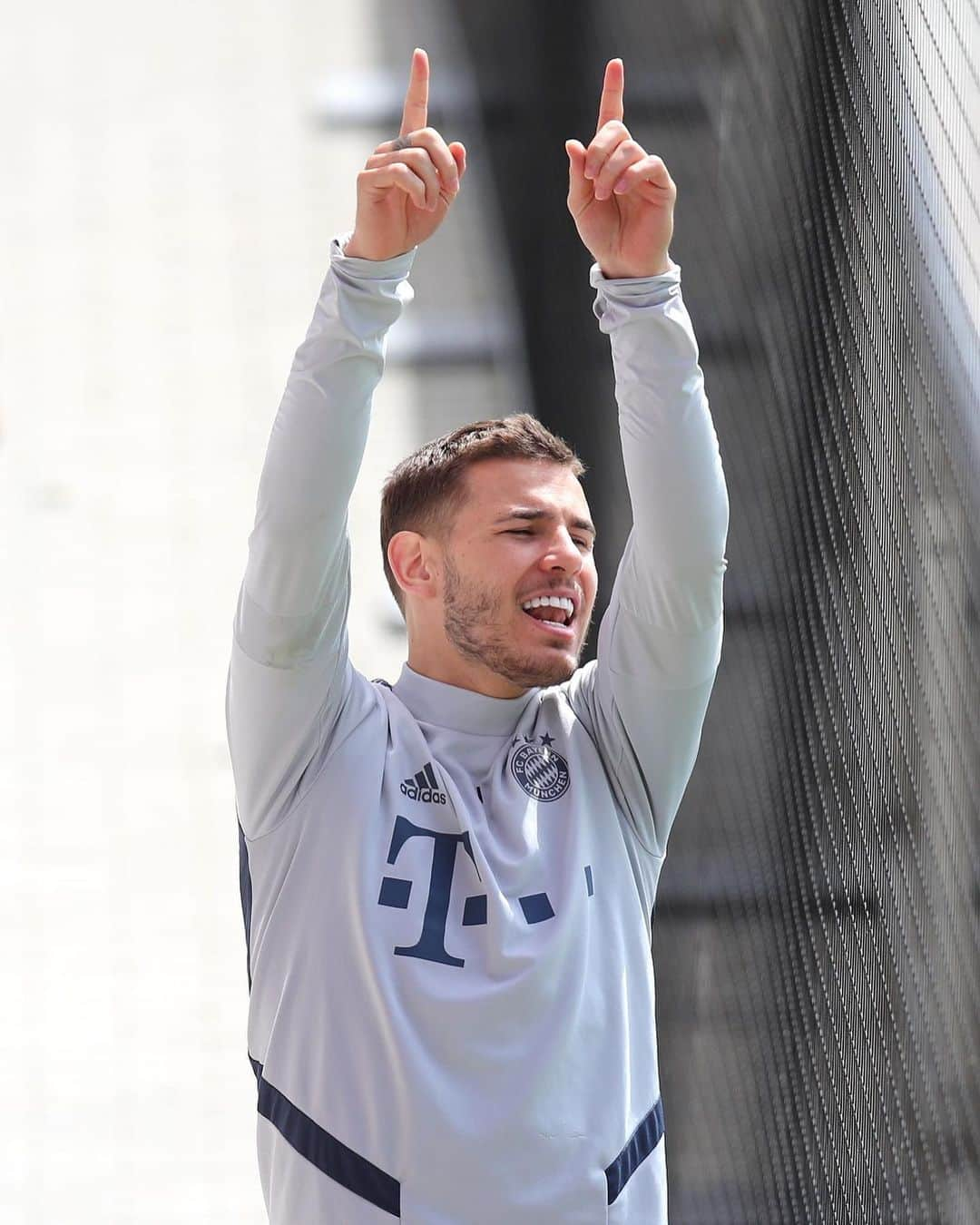 バイエルン・ミュンヘンさんのインスタグラム写真 - (バイエルン・ミュンヘンInstagram)「Final training before #FCUFCB ✅ _______ #FCBayern #MiaSanMia #packmas #Fußball #Football #Bundesliga #Munich」5月16日 21時23分 - fcbayern