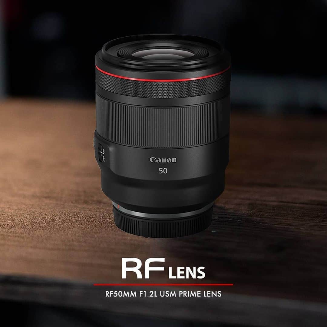 Canon Asiaのインスタグラム：「Be it documenting your #stayhome life with self-portraits 🤓 or wanting to up your portraiture skills, the Canon RF50mm f/1.2L USM prime lens is the best lens to own! . Swipe 👉 to find out why and read the full article in our bio! . #canonasia #photography #explore #portraiture #potraitphotography #colours #RF50mm #canon #rflens #lens #inspiration #stayhomewithcanon #stayhome #staysafe」