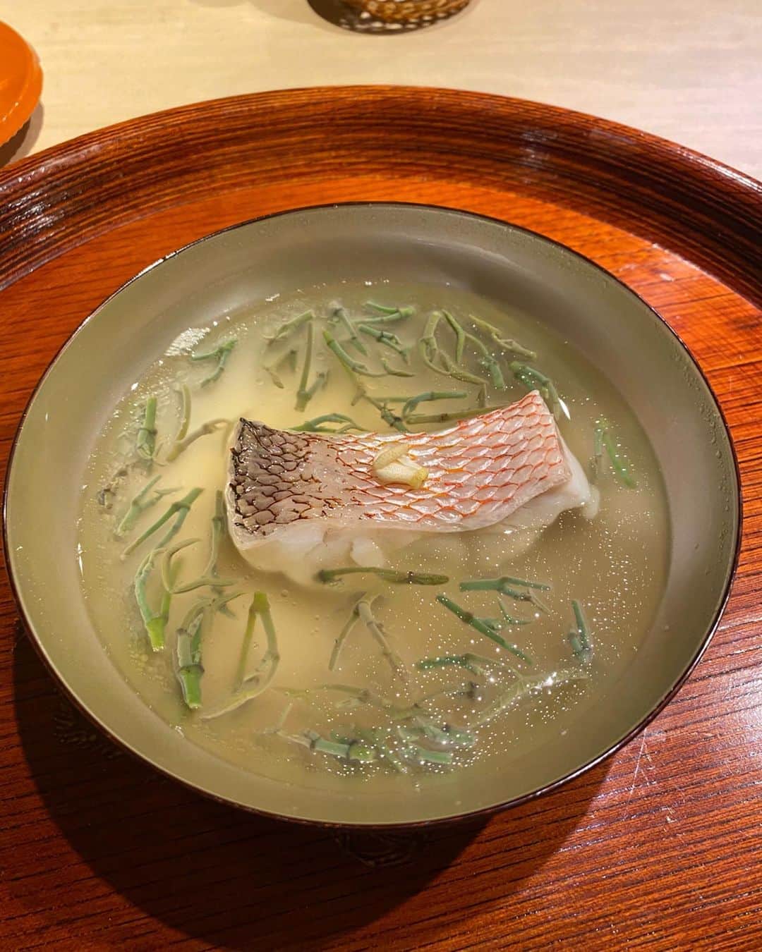 MINAMIさんのインスタグラム写真 - (MINAMIInstagram)「載せるの忘れてた😭 . .  京都にある懐石料理 富小路やま岸✨ . .  うにドック❤️美味しかった🥺 どれも物凄く美味しすぎて久々に 限界超えたのに食べれてしまった。。。 . .  次の日何も食べやんとか言ってたのに 朝からしっかり食べたもんな〜🤪爆笑 . . . . . . #京都グルメ #京都 #やま岸 #kyotojapan #japanesefood #japanese #ハーフモデル #グルメ好きな人と繋がりたい #グルメスタグラム #foodstagram #グルメ女子 #外国人風カラー #サロンモデル #関西サロモ #日本 #食べログ高評価 #食べログ」5月16日 17時57分 - 373.mii