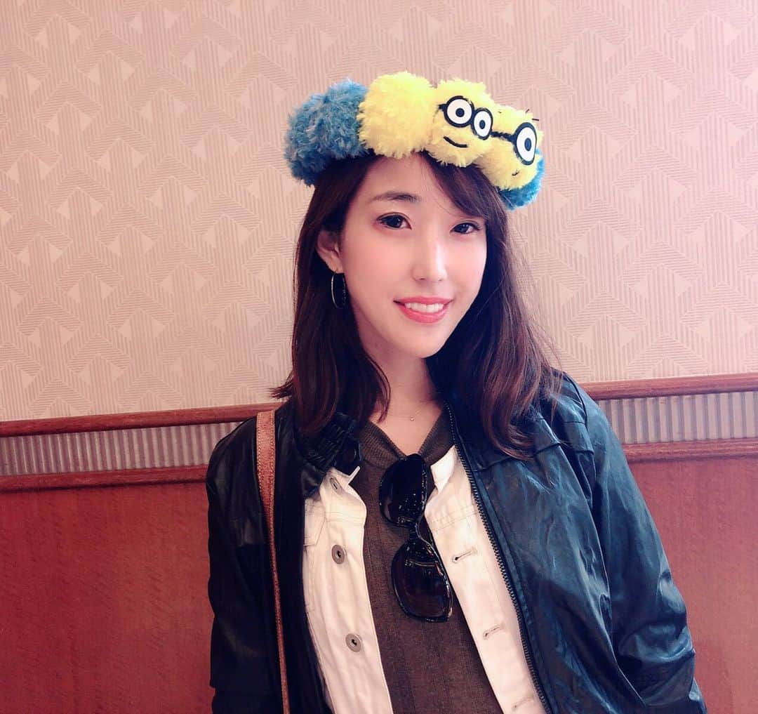 近藤夏奈のインスタグラム：「Thank u for listening to my radio program📻💗﻿ ﻿ ﻿ 昨日も沢山のメッセージありがとう💌﻿ ﻿ ﻿ ﻿ 番組内でご紹介しきれなかったメッセージも﻿ 全て読ませていただいてます🥺💖 いつも皆さんからの嬉しいメッセージに﻿ 元気をもらっている私です🌈﻿ ﻿ ﻿ ﻿ 写真は1年前USJに行った時の🤳USJ大好き🧚🏻‍♀ ️﻿ また行ける日を楽しみにっ🥺 あともう少し頑張りましょー✊❣️﻿ ﻿ ﻿ ﻿ ﻿ ﻿#ウメダfm#ウメダfmbehappy789  #usjathome」