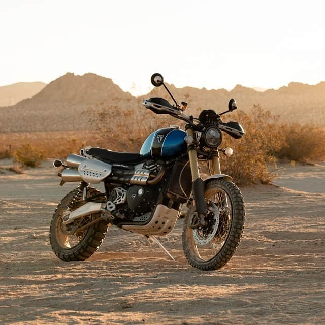 Triumph Motorcycles Japanさんのインスタグラム写真 - (Triumph Motorcycles JapanInstagram)「【Scrambler 1200】 1200cc Bonneville 2気筒エンジン搭載。クラストップの最先端テクノロジーでライダーをサポートし、モダンカスタムの優美なスタイリングを身に纏い、他に類を見ないオリジナルデザインのDNAを踏襲しています。  #TriumphOfficial #TriumphTogether #Scrambler1200 #スクランブラー1200 #トライアンフはかっこいい #バイク #バイク好きな人と繋がりたい #バイクのある風景 #バイクが好きだ#バイク好き #バイク乗りと繋がりたい #理想のライドがそこにある#triumph #トライアンフ乗りと繋がろう2020春」5月16日 20時25分 - triumph_motorcycles_japan