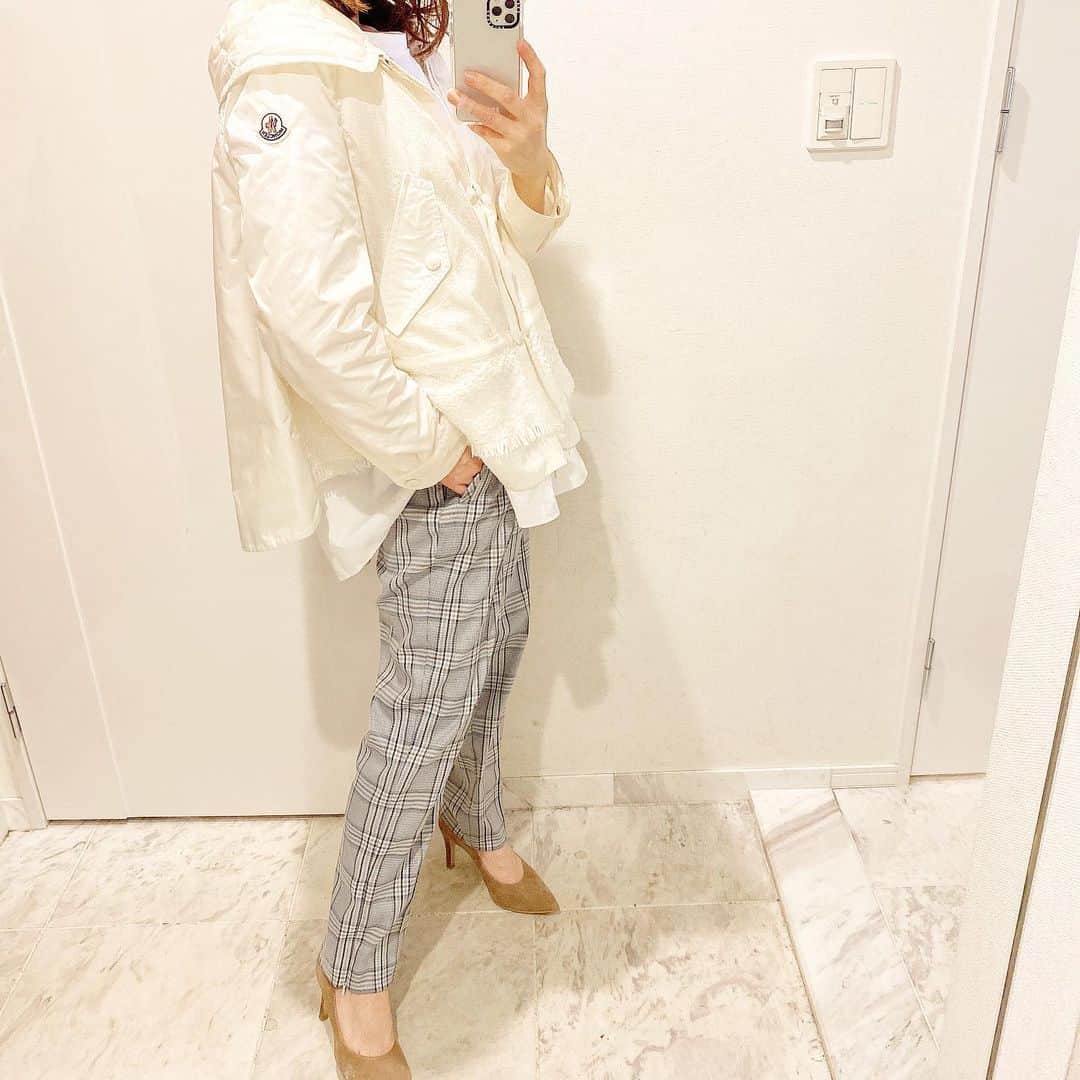 のインスタグラム：「@myine_my の#チェックパンツ ☺️ 久々#ヒール 履いた😂」