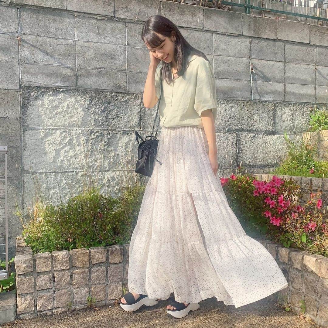 筒井萌子のインスタグラム：「* @rosary.moon 展示会オーダー商品𓂃٭ 透け感が可愛い𖤐˒˒いっぱいきたいなぁ◡̈♥︎ ・ #筒井萌子 #女優 #actress #モデル #model #岡山  #shooting #instagood #instalike #converse #撮影 #followme #instalike #ゴルフ #ゴルフ女子 #ゴルフコーデ #골프 #좋아요반사 #좋아요그램 #좋아요환영 #데일리그램 #패션 #오오티디 #카페 #スカッとジャパン」
