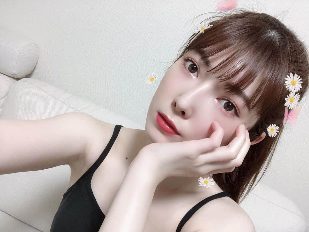 日下部美愛のインスタグラム：「もうインスタに載せる写真がない これは筋トレ後の . .  #photo #japan #model #me #hair #fashion #makeup #selfie #followme #instagood #camera #instadaily #dailylook #自撮り #한국 #맞팔 #사진 #데일리 #데일리룩 #인스타사진 #인스타그램 #일본인 #패션」