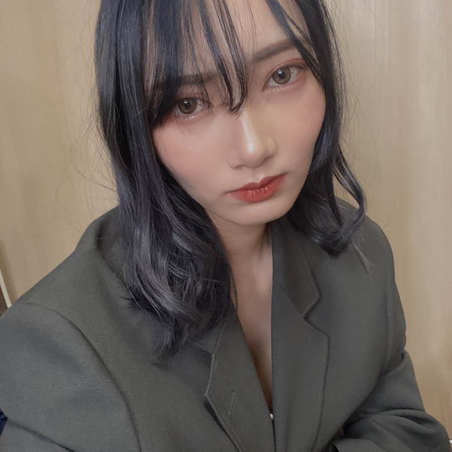 ゆりのインスタグラム：「ワタルの服勝手に着てます はよ2人でお出かけしたいわ」