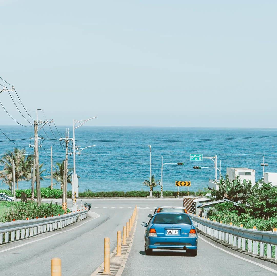 李翔のインスタグラム：「那片海﻿ ﻿ #SonyAlpha #SonyA7m3 #sel85f18﻿ @sonytaiwan﻿ @sonyalpha﻿」