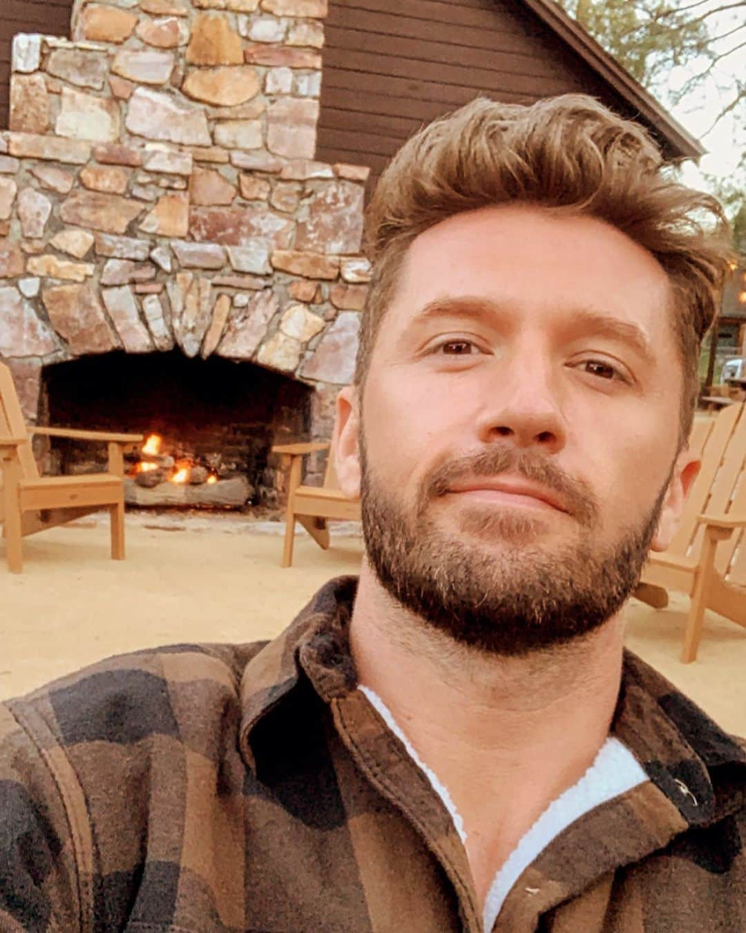 トラビス・ウォールさんのインスタグラム写真 - (トラビス・ウォールInstagram)「Is it 2021 yet?」5月17日 2時39分 - traviswall