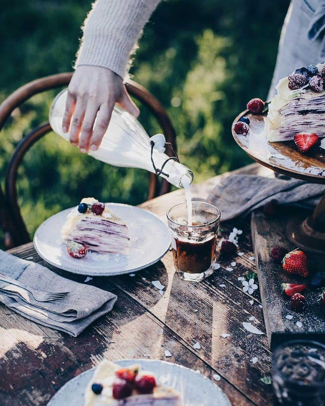 Our Food Storiesさんのインスタグラム写真 - (Our Food StoriesInstagram)「It‘s time for our favorite gluten-free Crêpe cake soon again 🤗 Get the recipe on the blog, link is in profile. #ourfoodstories  ____ #glutenfreerecipes #glutenfreeeats #glutenfri #glutenfrei #glutenfreecrepes #germanfoodblogger #foodstylist #foodphotographer #momentslikethese #fellowmag #simplejoys #gatheringslikethese #tabletop #vscofood #countrysideliving」5月17日 2時56分 - _foodstories_