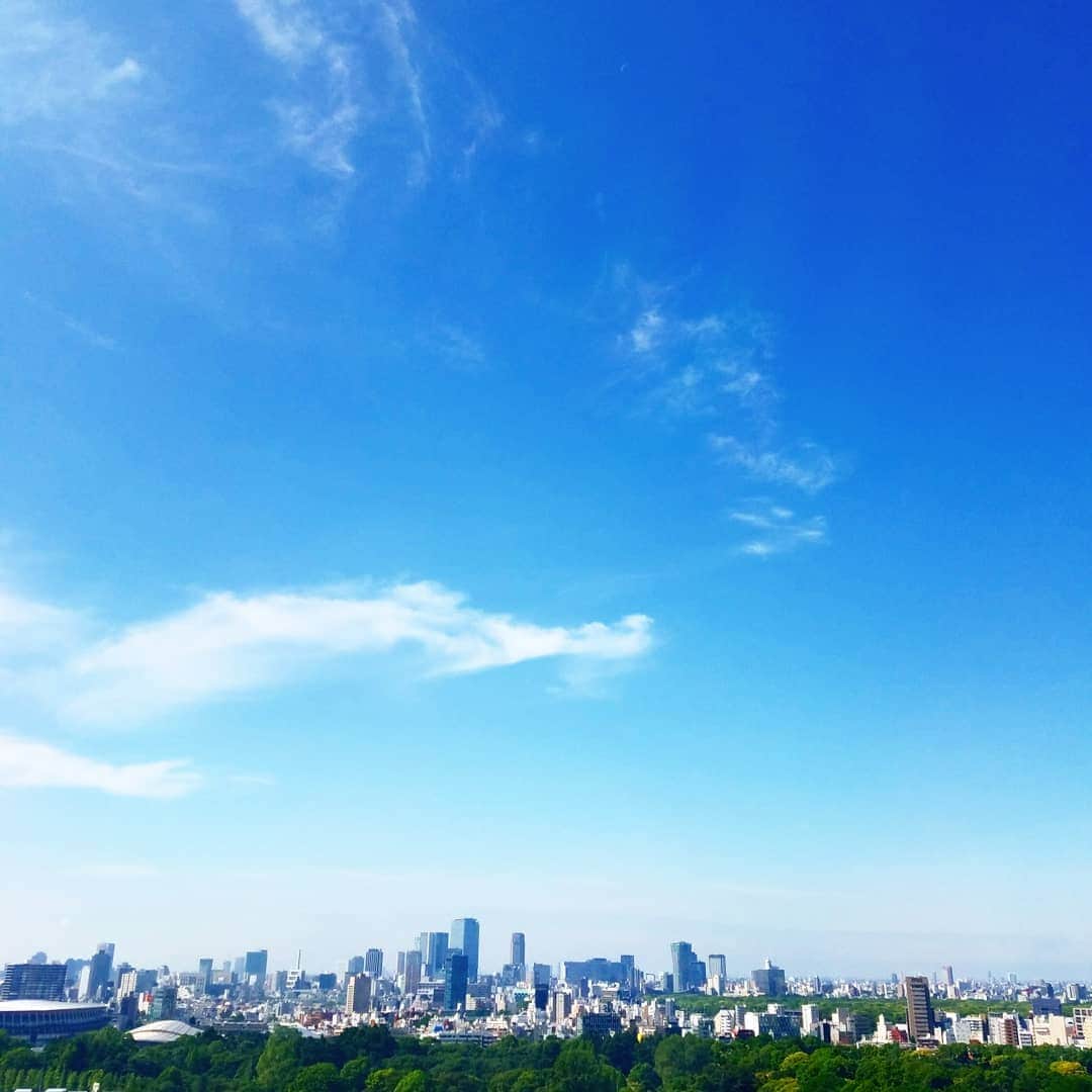 黒田啓蔵さんのインスタグラム写真 - (黒田啓蔵Instagram)「おはようございます✨ 今日は、朝から良い天気です。 何だか朝から冷やし中華作っちゃいました。 今日も素敵な１日になりますように #良い天気です #朝ごぱん #冷やし中華 #素敵な1日」5月17日 9時02分 - kurodakeizo