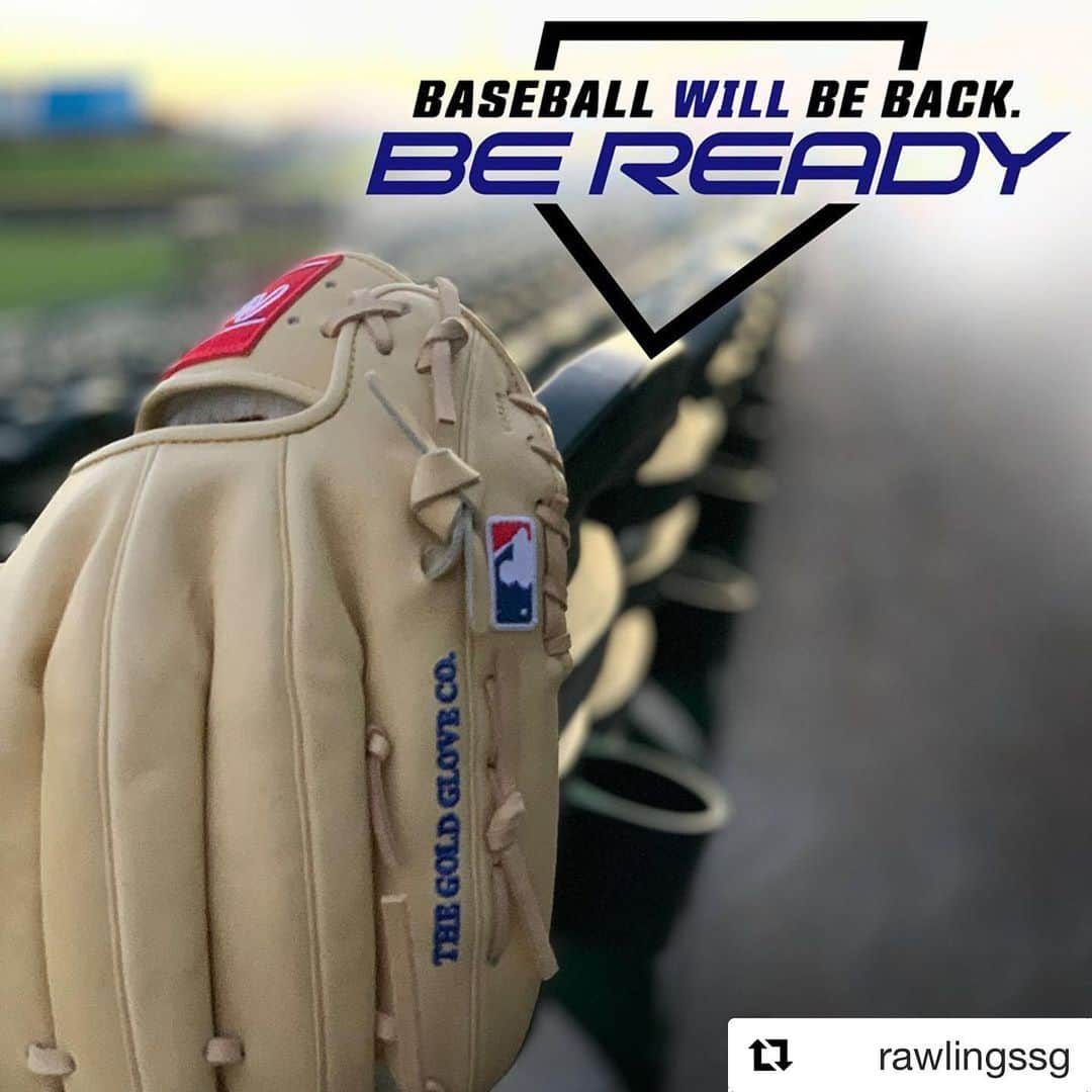 Rawlings Japanさんのインスタグラム写真 - (Rawlings JapanInstagram)「#Repost @rawlingssg with @get_repost ・・・ ⚾️ will be back, at least that's what we keep telling ourselves. 😉 Stay mentally and physically strong during this break and be ready when the season starts. 💪 #TeamRawlings #TheMarkofDedication #PositiveVibes #Positivity #PositiveMinds #MindsetIsEverything #Baseballislife #Baseball #BaseballLife⚾️ #野球 #ローリングス  @rawlings_japan_llc」5月17日 9時06分 - rawlings_japan_llc