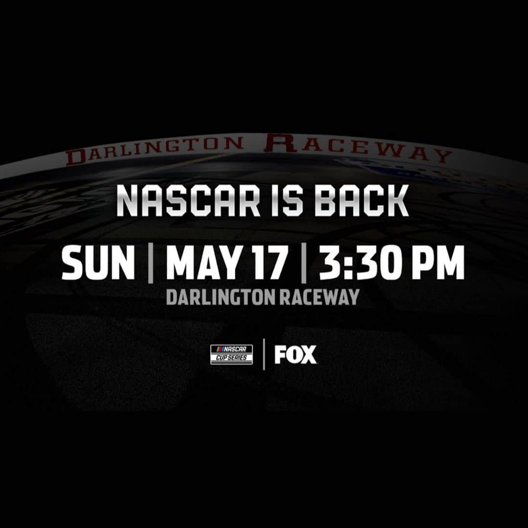 マイケル・ルーカーさんのインスタグラム写真 - (マイケル・ルーカーInstagram)「The widow maker, the lady in black. Tomorrow at Darlington it begins. NASCAR is back... #Darlingtonraceway」5月17日 9時26分 - michael_rooker