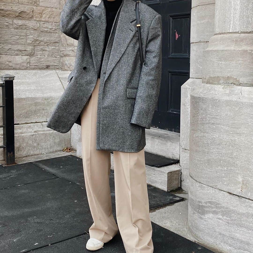mixmatchisthekeyのインスタグラム：「obsessed with oversized blazer」