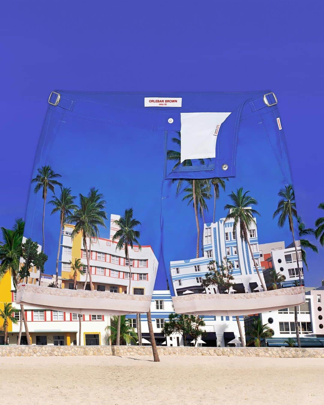 オールバーブラウンさんのインスタグラム写真 - (オールバーブラウンInstagram)「Sunny blue skies, towering palm trees, and retro architecture: if you haven't guessed already, it's South Beach Miami's Art Deco District. Snap up a pair of these eye-catching photographic print shorts for your own little dose of sun. Tap to shop. ⬆️ #DoseOfSun #OrlebarBrown #OBsAroundTheWorld」5月17日 9時43分 - orlebarbrown
